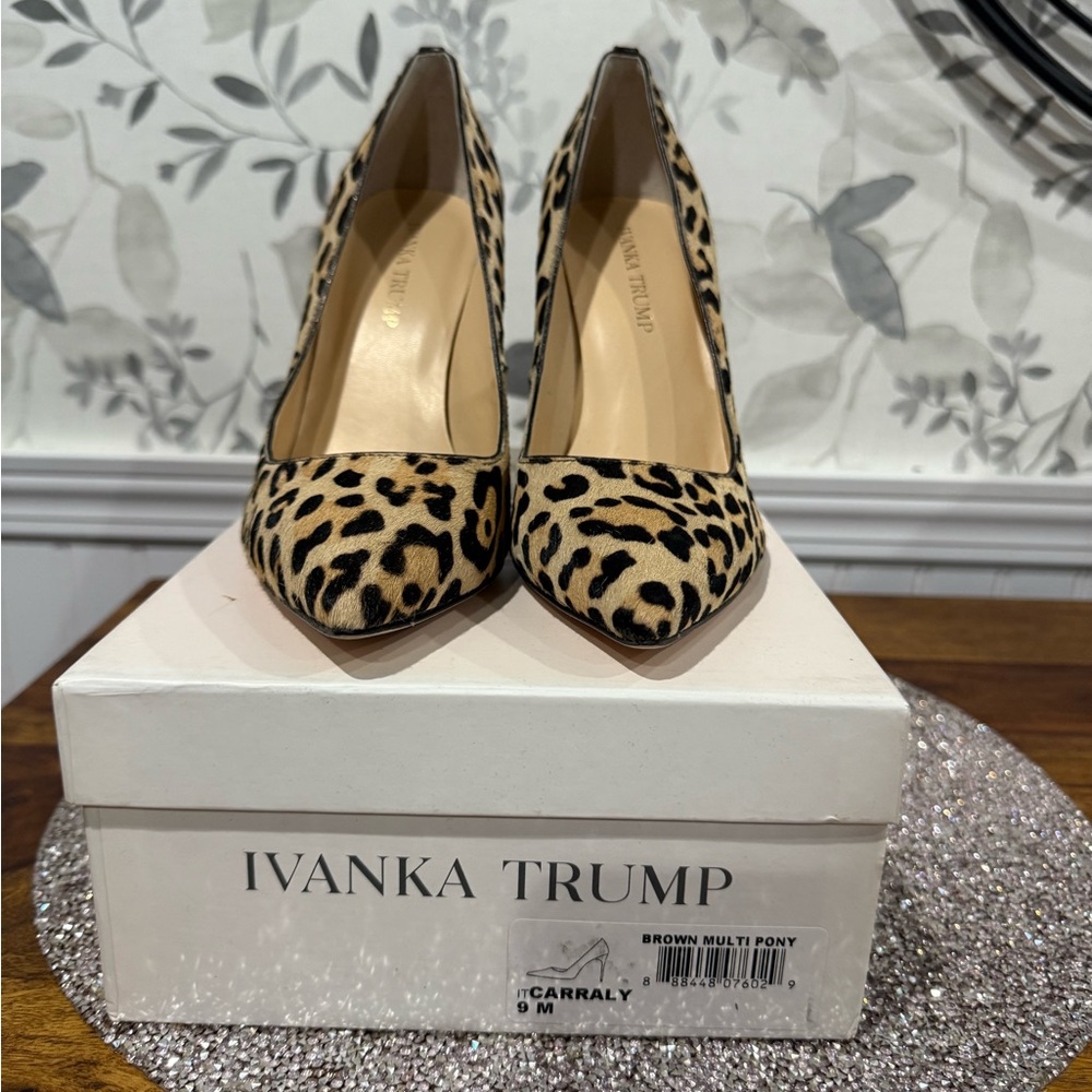 Ivanka Trump Brown and Black Calf Hair Heels. Classic Stiletto Pumps. NWOT.